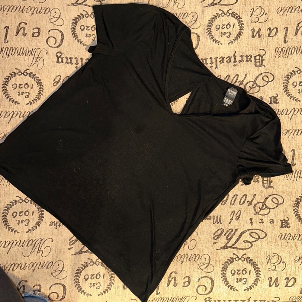 Victoria’s Secret split back shirt